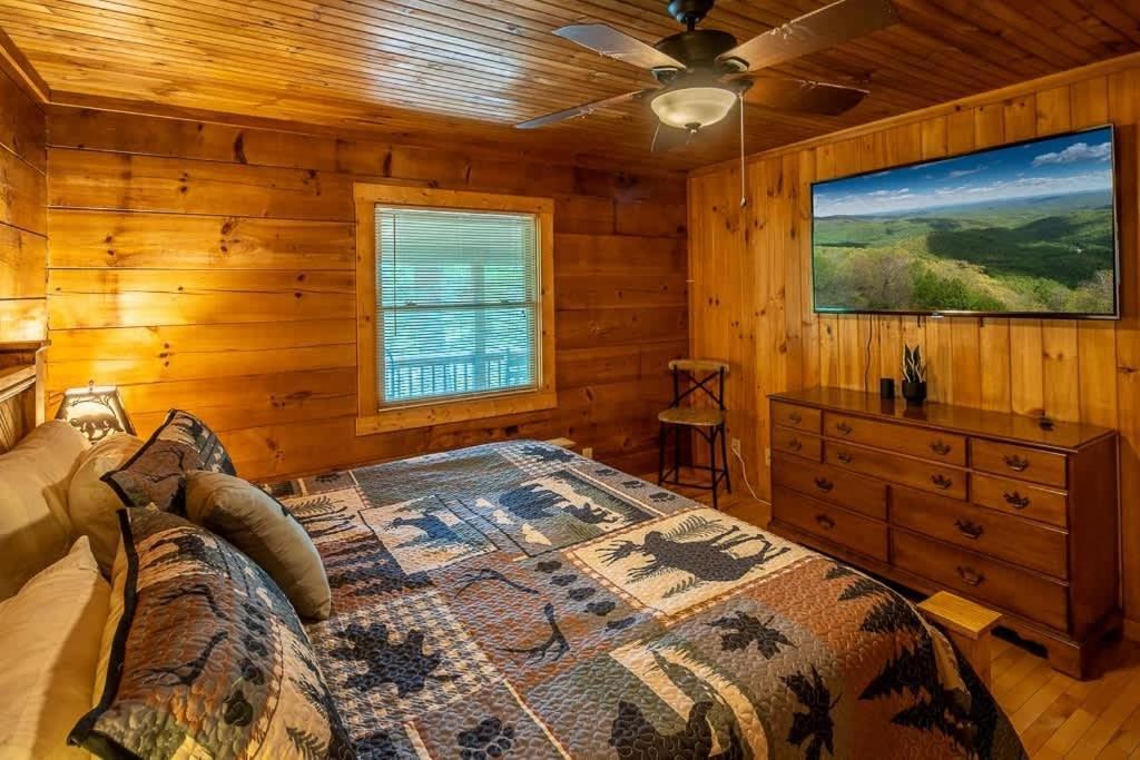 Cozy 'Grey Fox' Cabin Between Boone & بيوينغ روك المظهر الخارجي الصورة