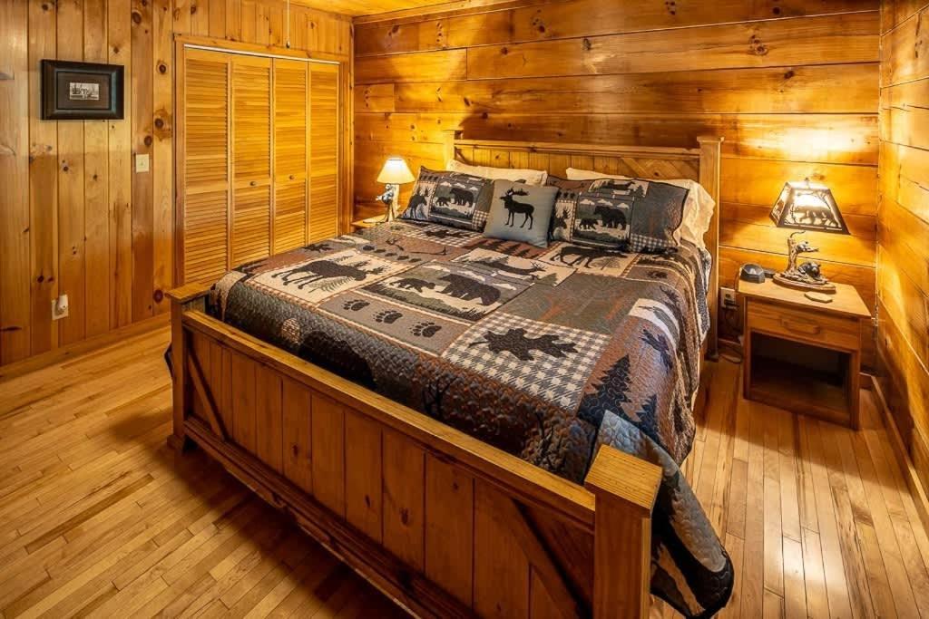 Cozy 'Grey Fox' Cabin Between Boone & بيوينغ روك المظهر الخارجي الصورة
